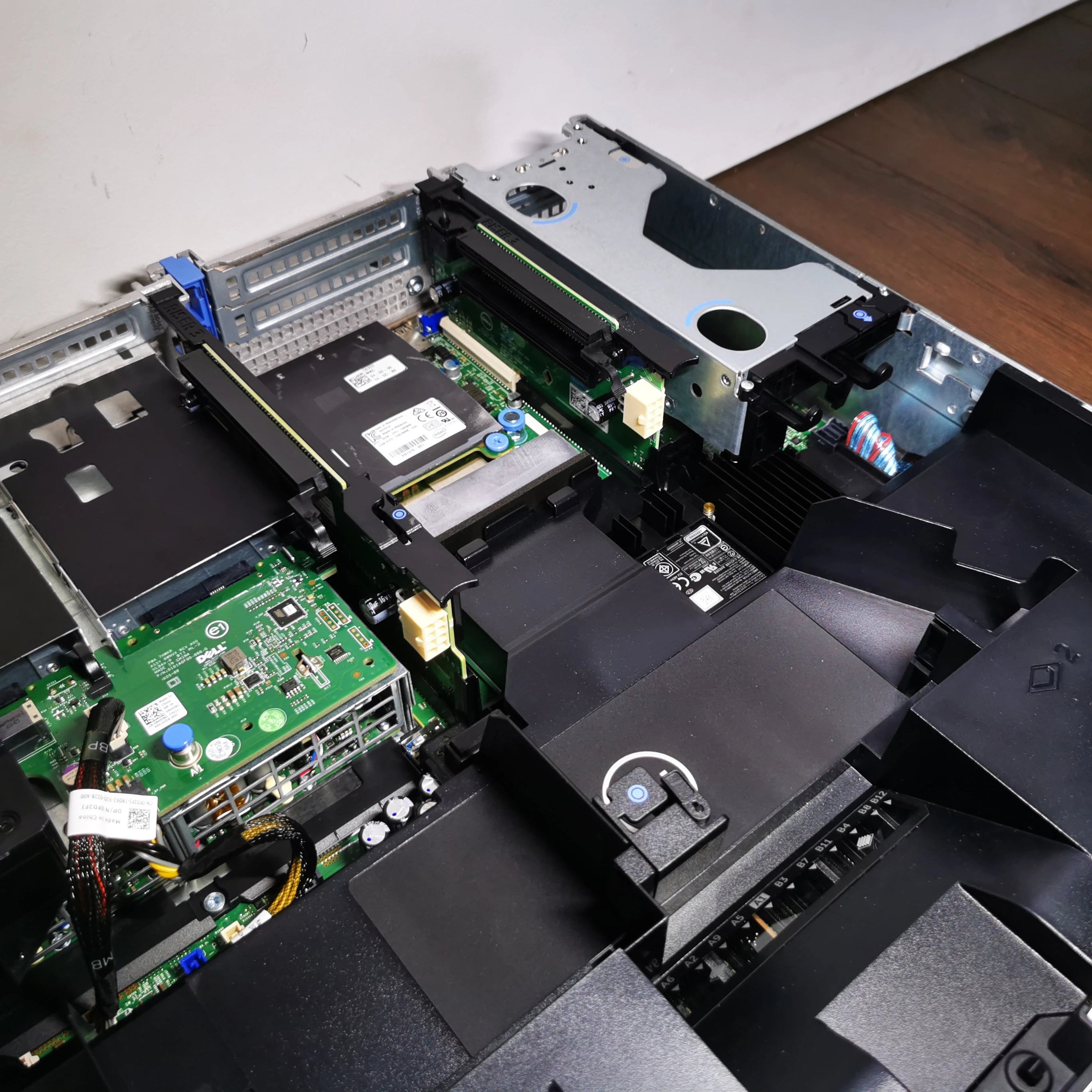 Dell R730 | 12LFF 2SFF | 2680V4 | 32GB | Server