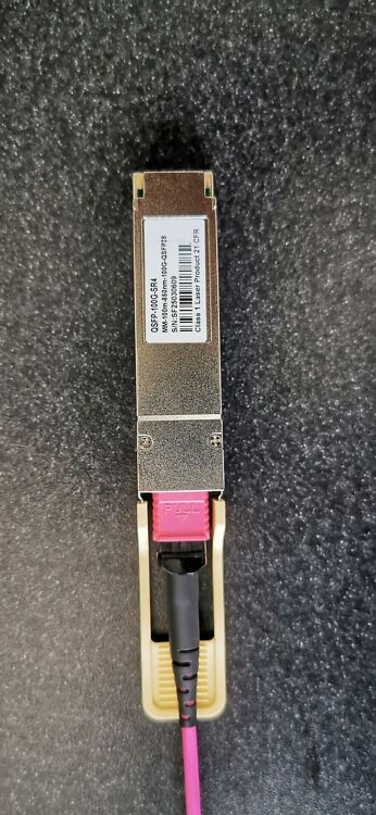 OM4 15M 100GB Kaabel Koos Moodulitega