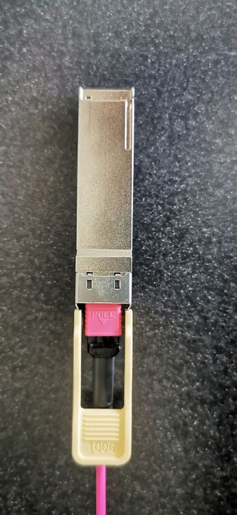OM4 15M 100GB Kaabel Koos Moodulitega